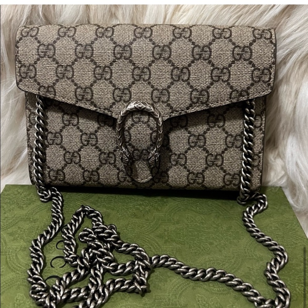 Authentic Gucci Dionysus Supreme Monogram Wallet on Chain Bag - Picture 8 of 9